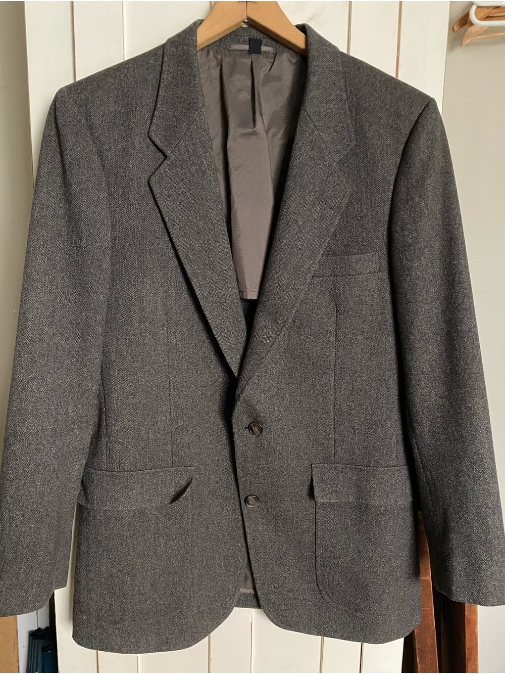 Vintage Patagonia Men’s 40R Gray Herringbone Blazer Sport Coat Poly Nylon